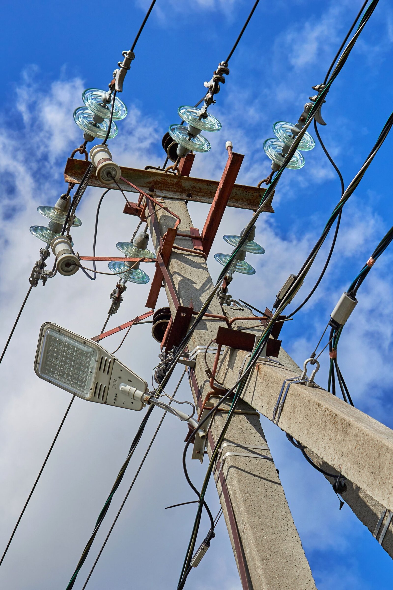 How Electricity Powers Our World (image credits: wikimedia)