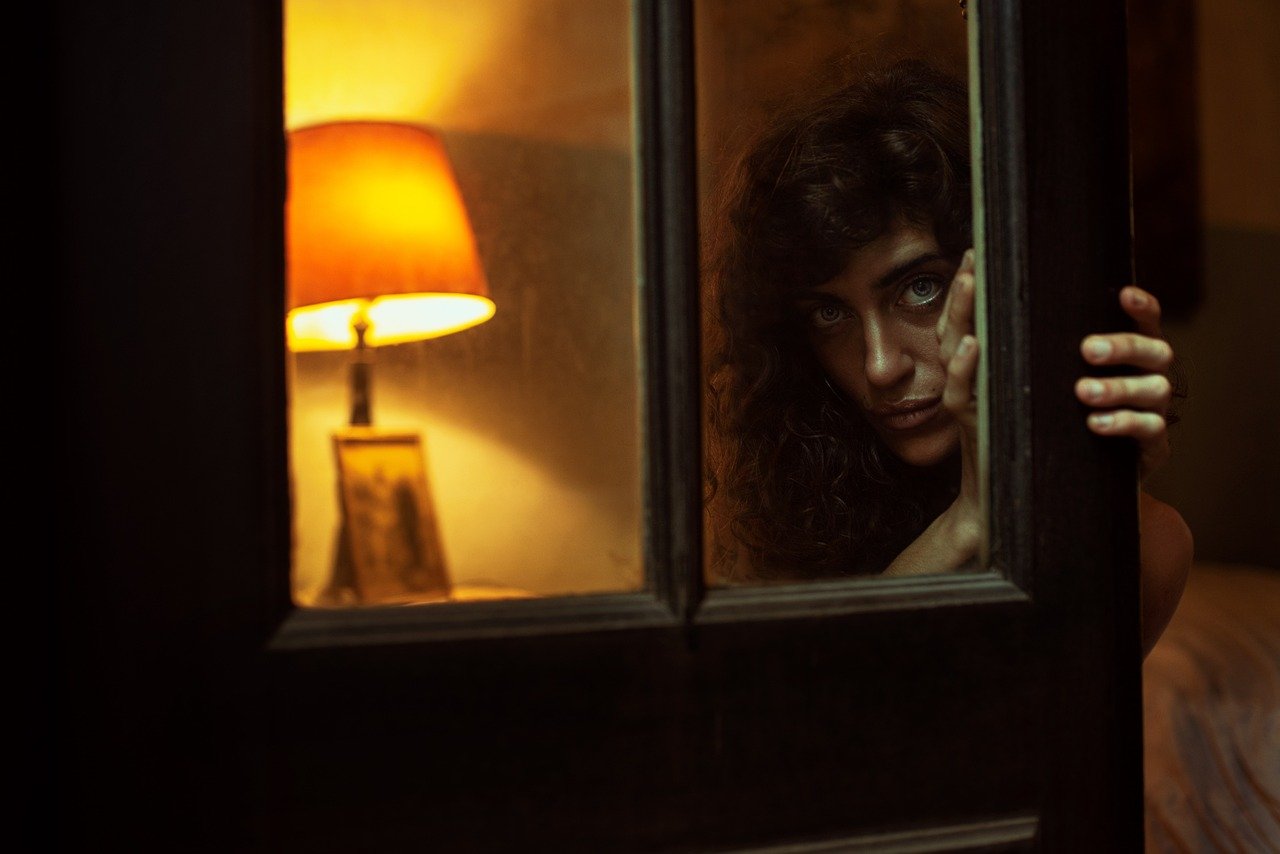 The Girl Next Door by Jack Ketchum (image credits: pixabay)
