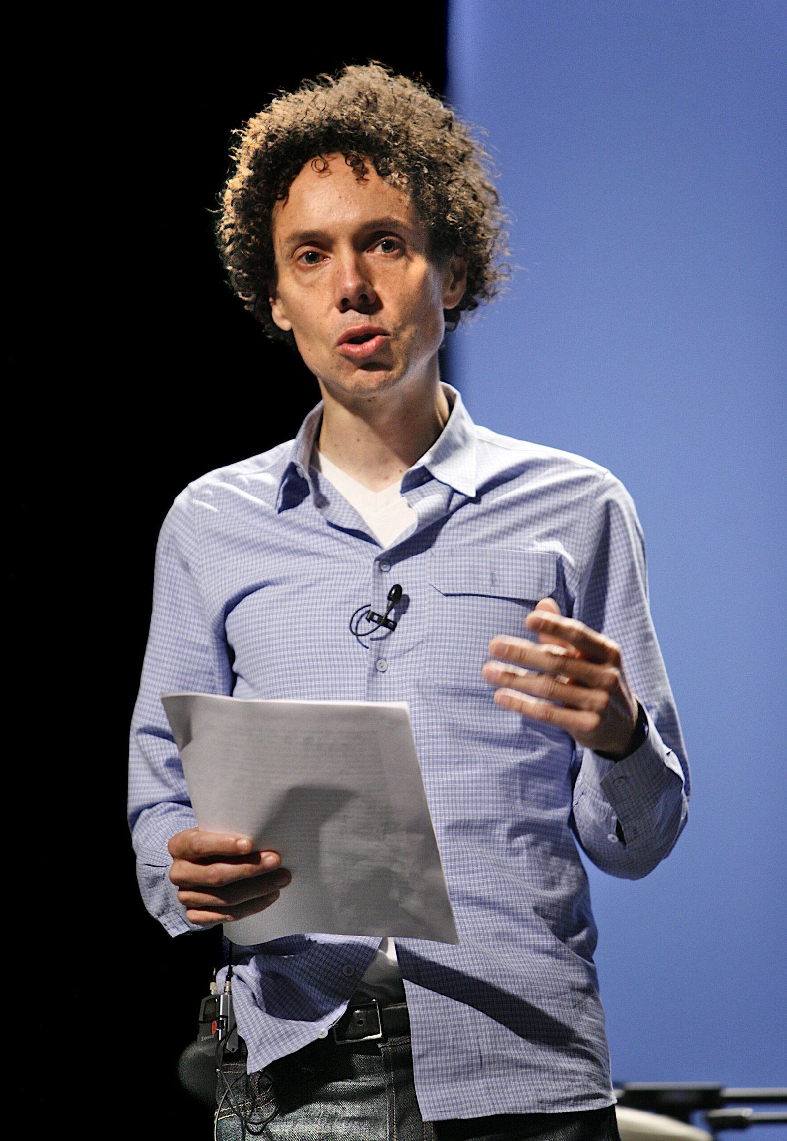 The Tipping Point by Malcolm Gladwell (image credits: wikimedia)