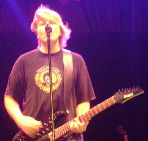 Dexter Holland (The Offspring) – Molecular Biologist (image credits: wikimedia)