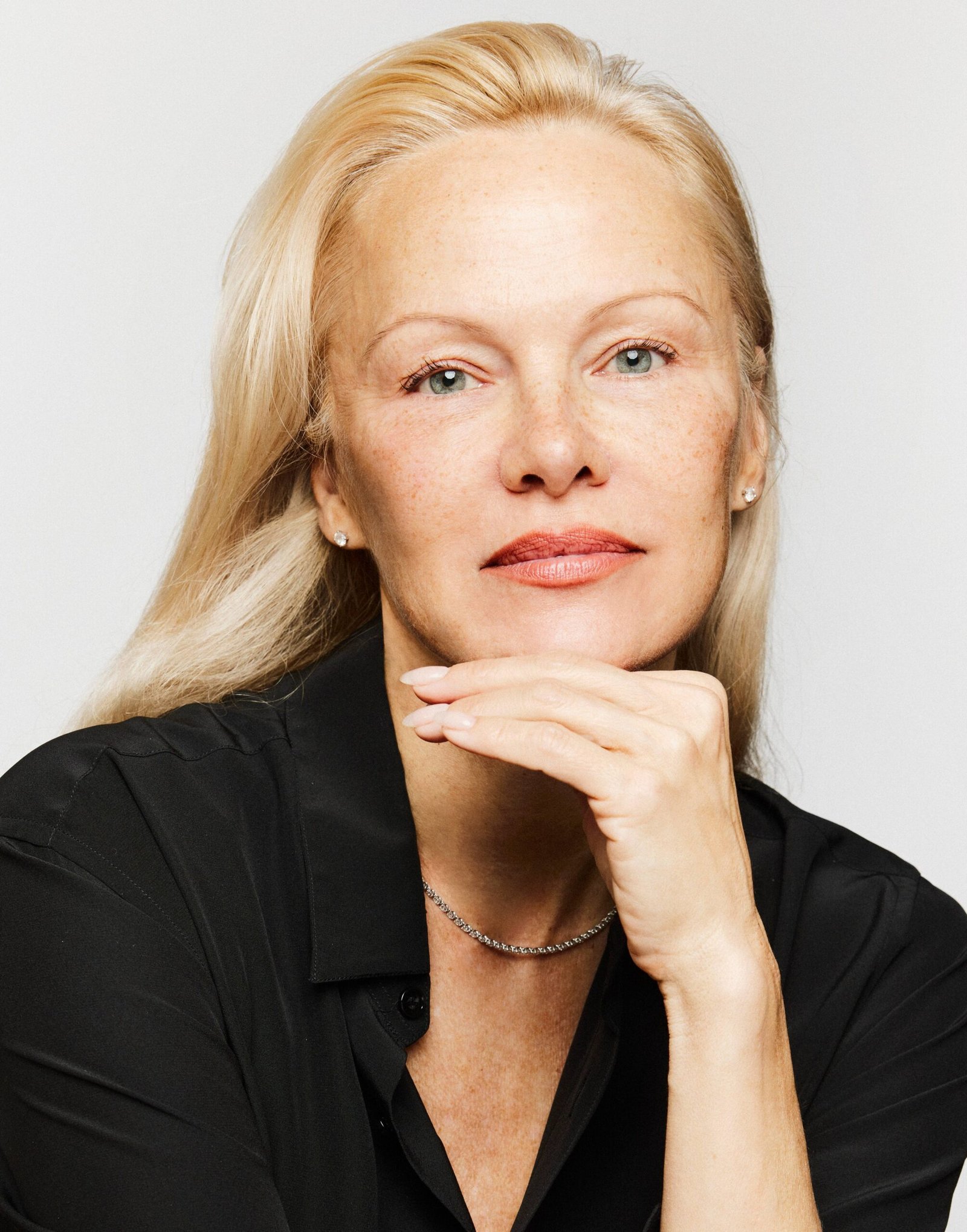 6. Pamela Anderson (image credits: wikimedia)