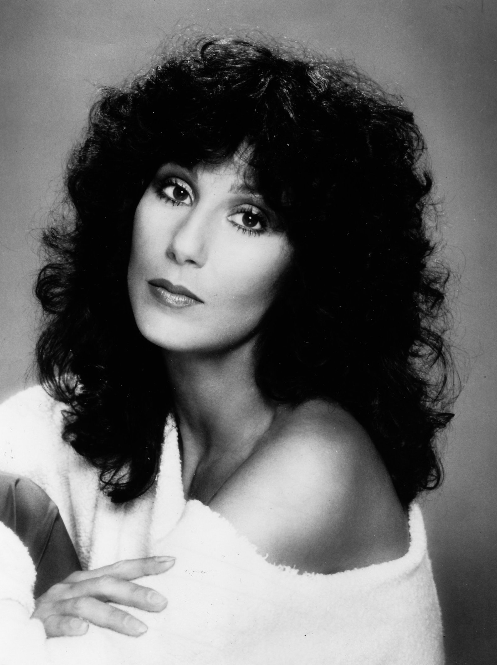 Cher: The Queen of Reinvention (image credits: wikimedia)