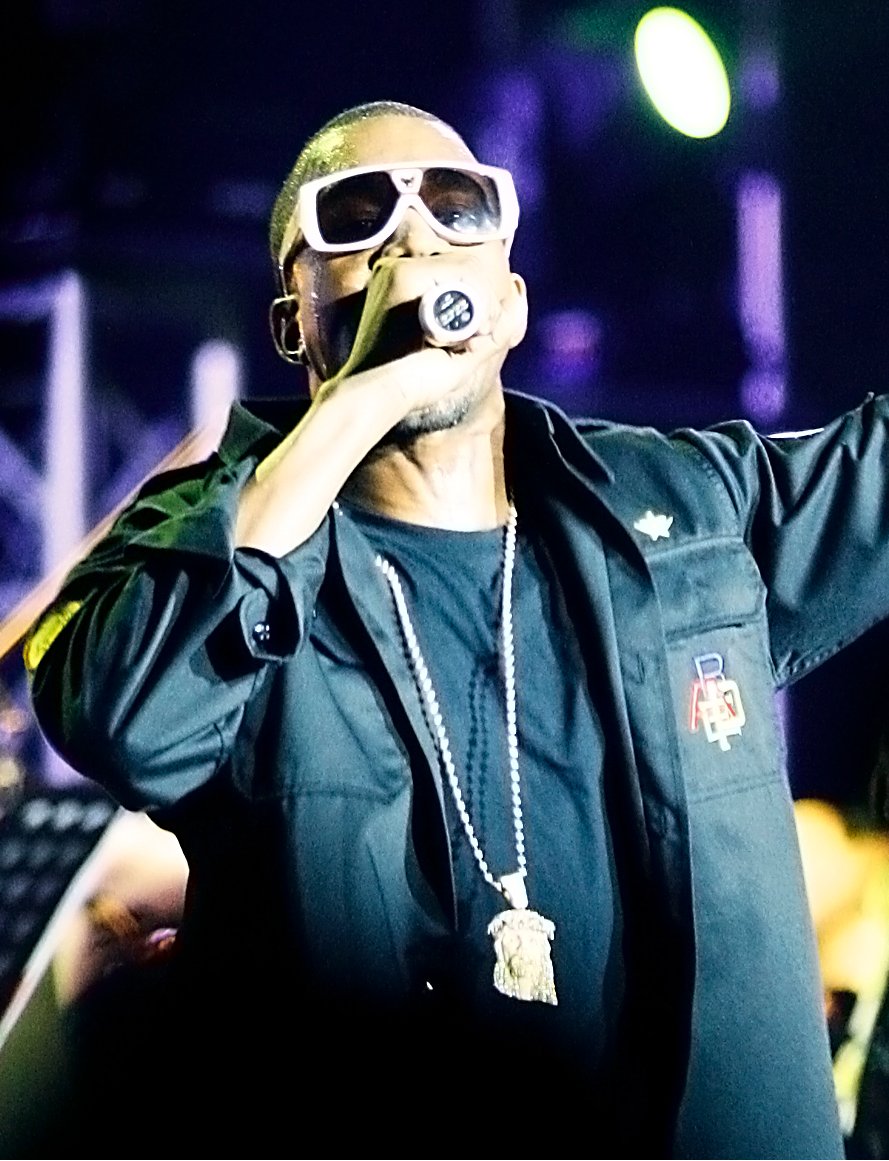Kanye’s 2011 “Mountains” Set Was Created Overnight (image credits: wikimedia)