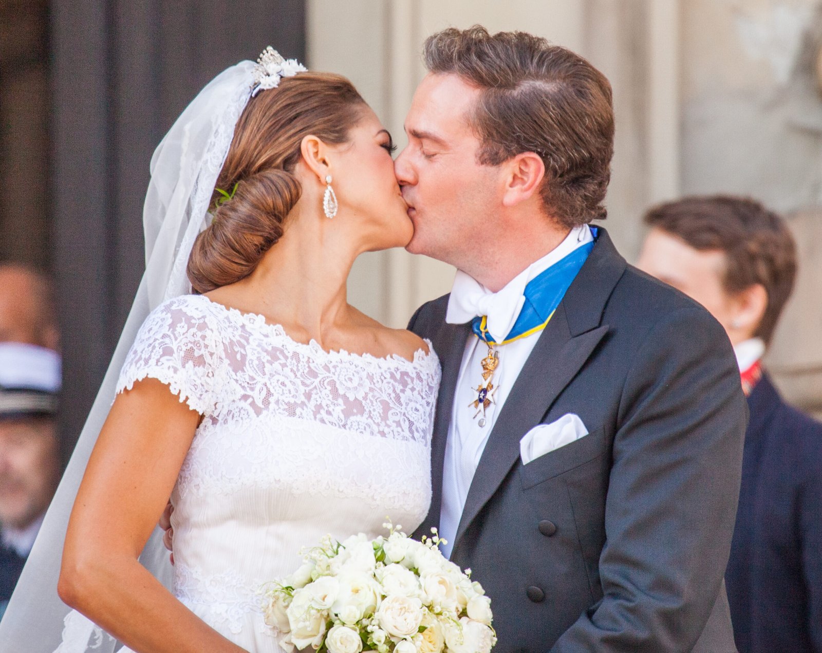 11. Kissing Tradition in Sweden (image credits: wikimedia)