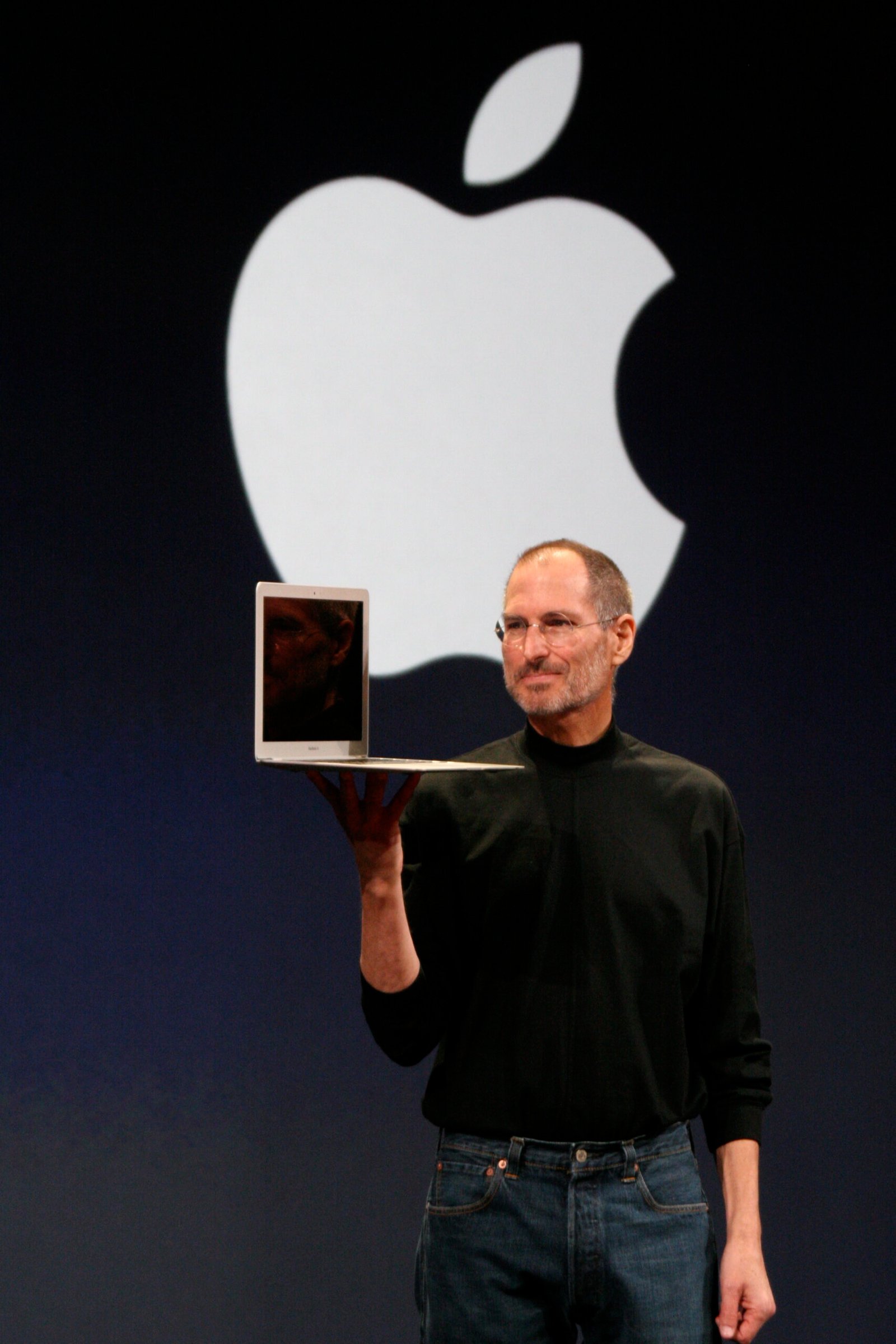 2005 — Steve Jobs: Life Lessons from a Visionary (image credits: wikimedia)