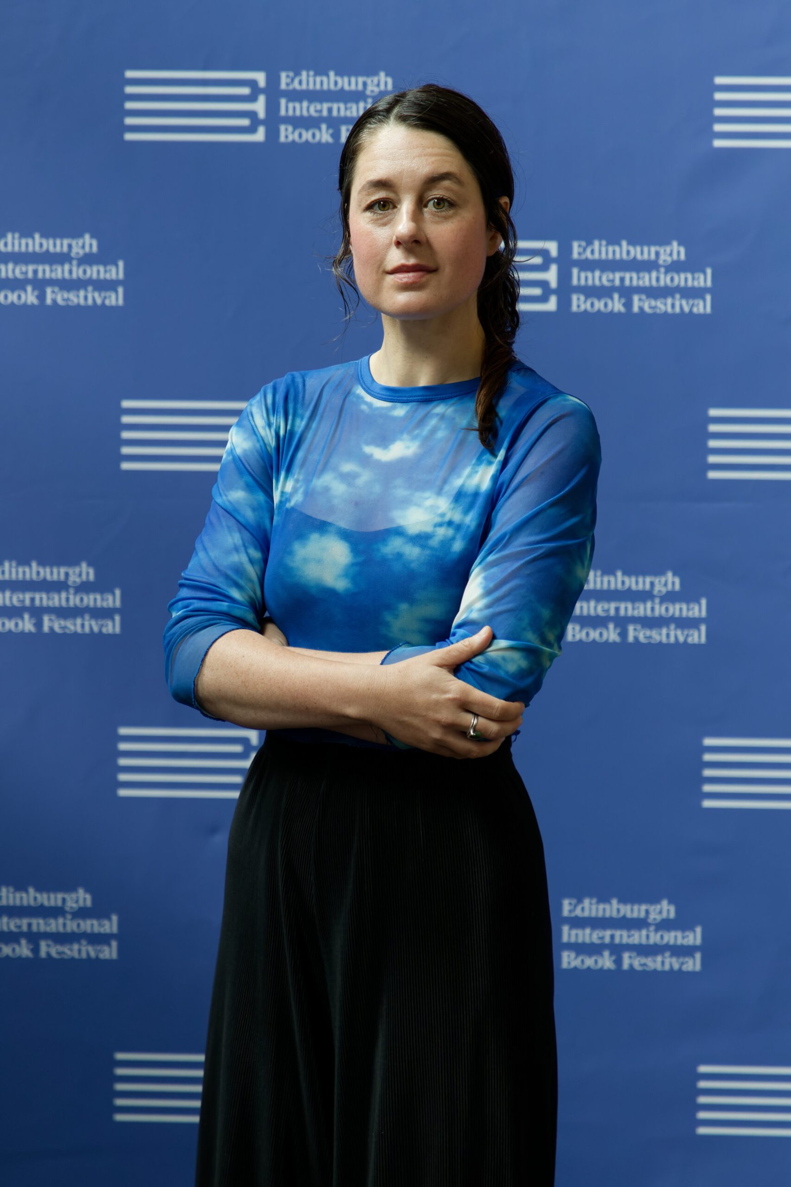 The Knockout Debut: Rita Bullwinkel’s *Headshot* (image credits: wikimedia)