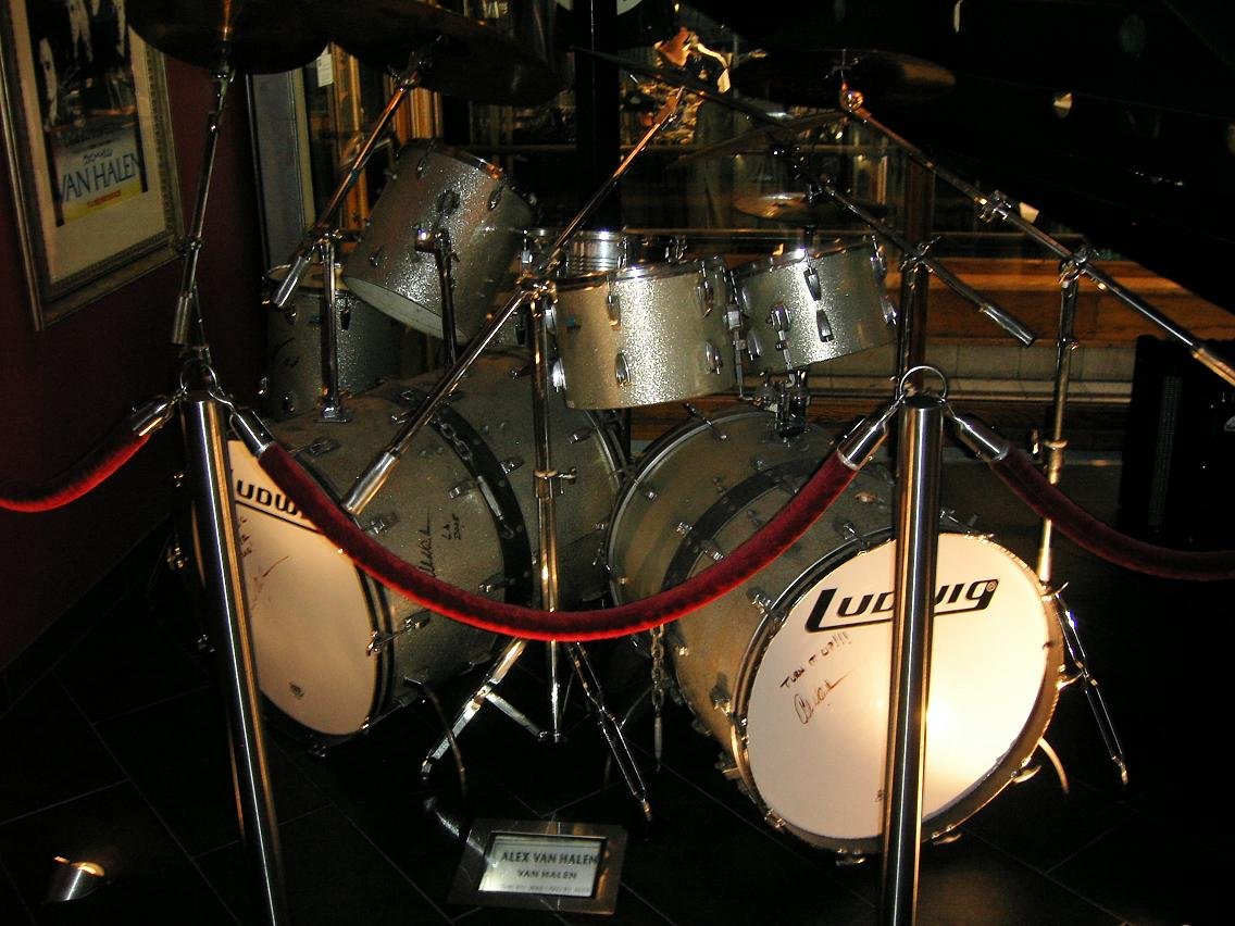 Alex Van Halen – “Hot for Teacher” (Van Halen) (image credits: wikimedia)