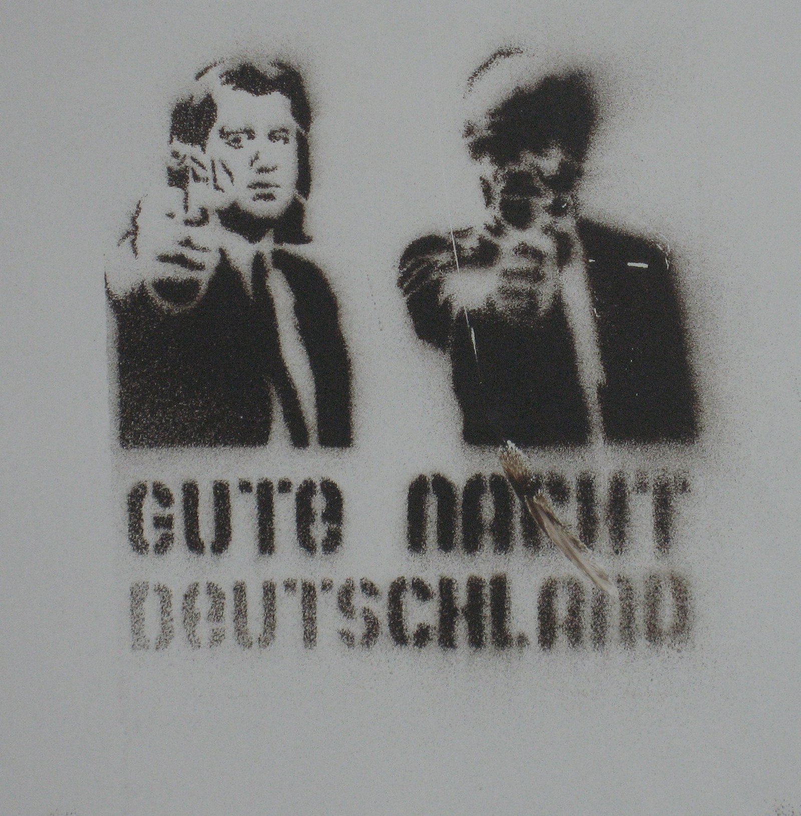 Pulp Fiction (1994) (image credits: wikimedia)