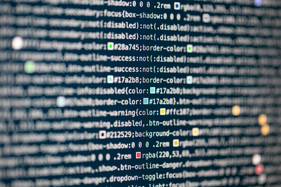 Online Recruitment and Dangerous Ideologies (image credits: stocksnap)
