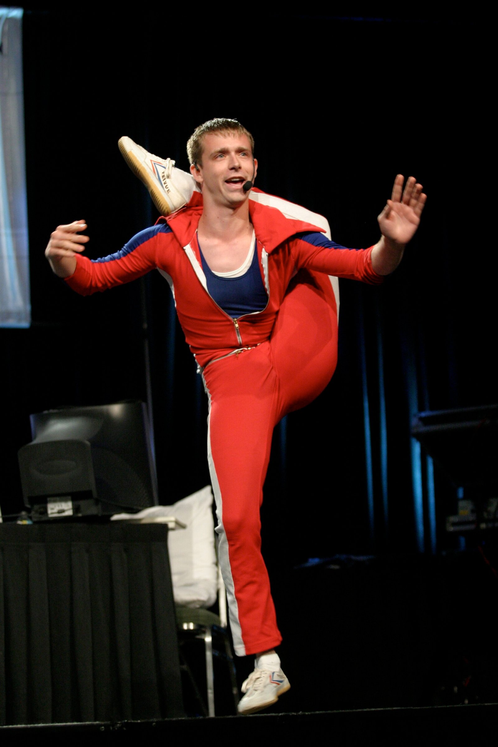 The Rubber Boy – Daniel Browning Smith (Hyperflexibility) (image credits: wikimedia)