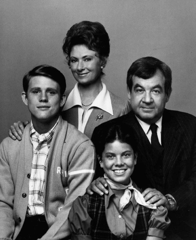 Happy Days – “Sunday, Monday, Happy Days” (image credits: wikimedia)