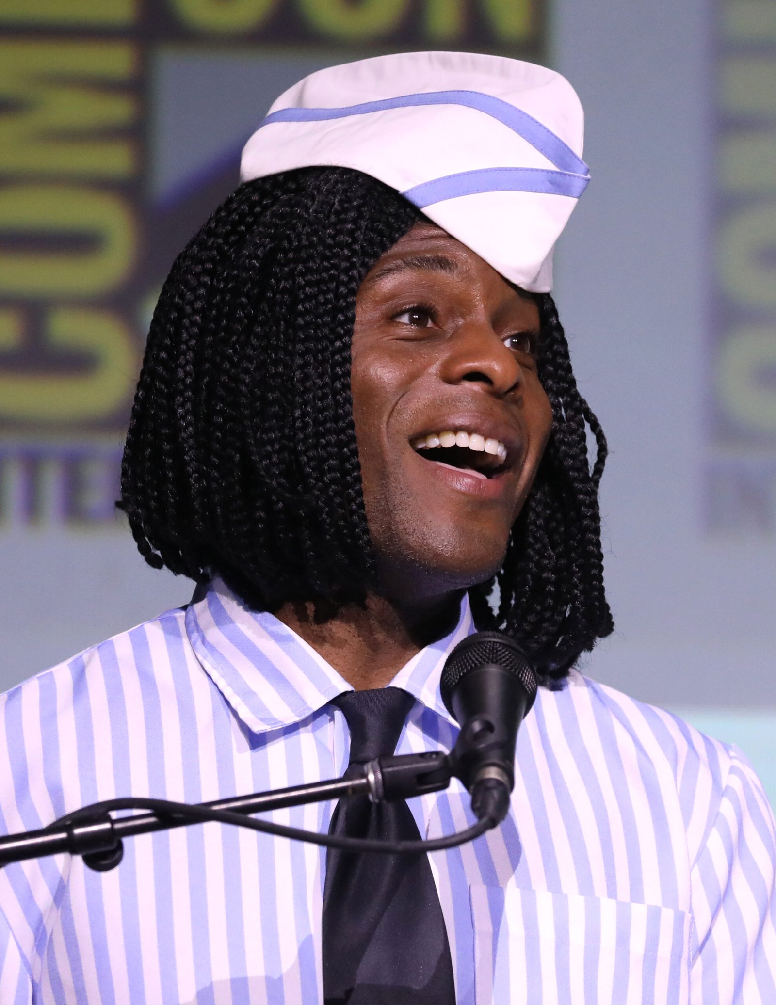 Kel Mitchell: Good Burger’s Comedic Genius (image credits: wikimedia)