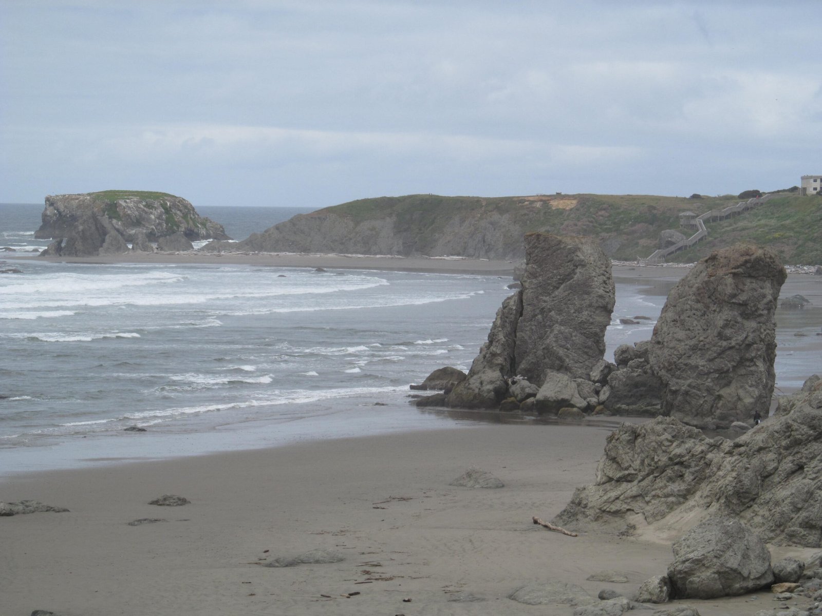 Face Rock in Bandon – Oregon, USA (image credits: wikimedia)