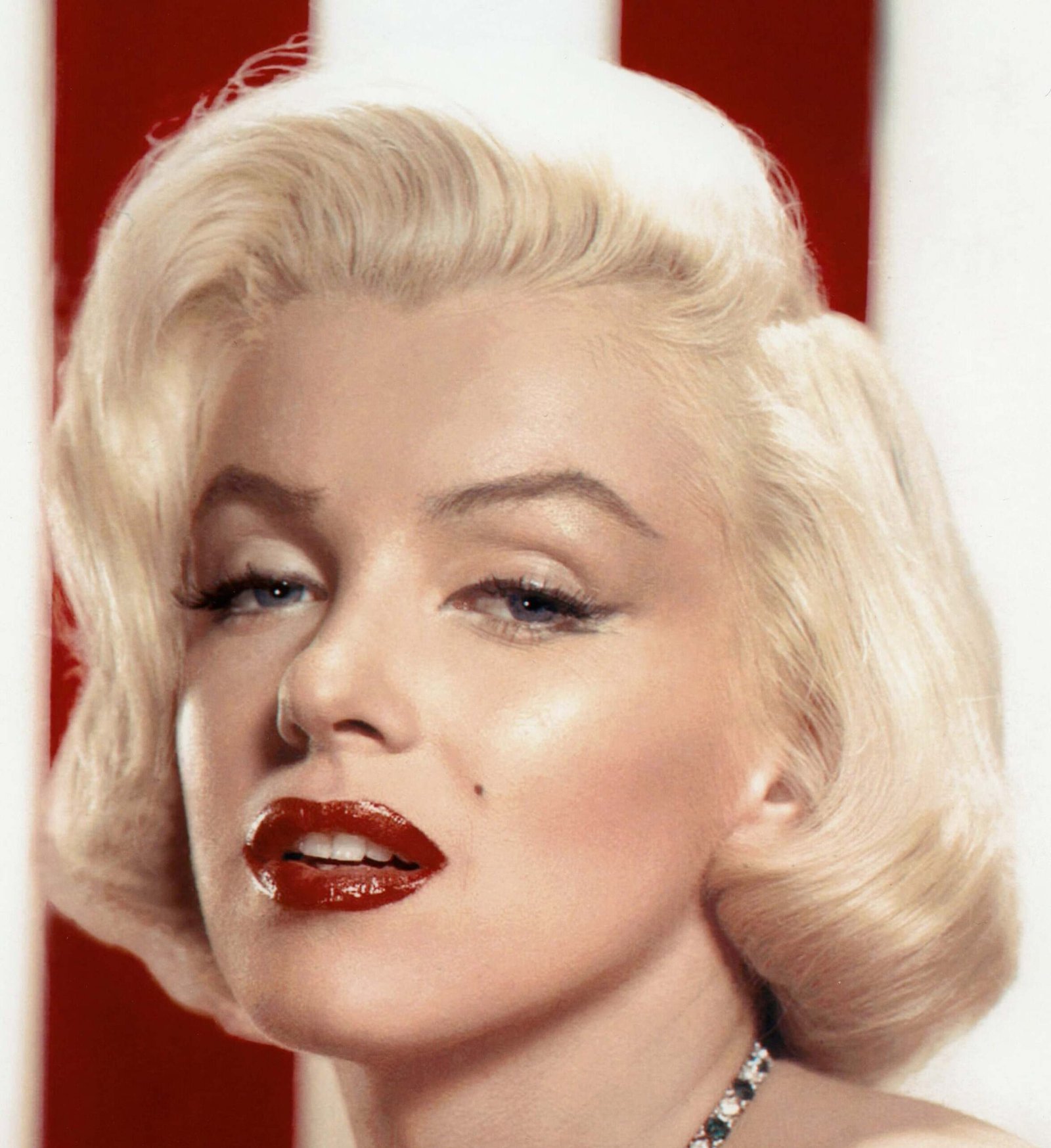 Public Persona (image credits: wikimedia)