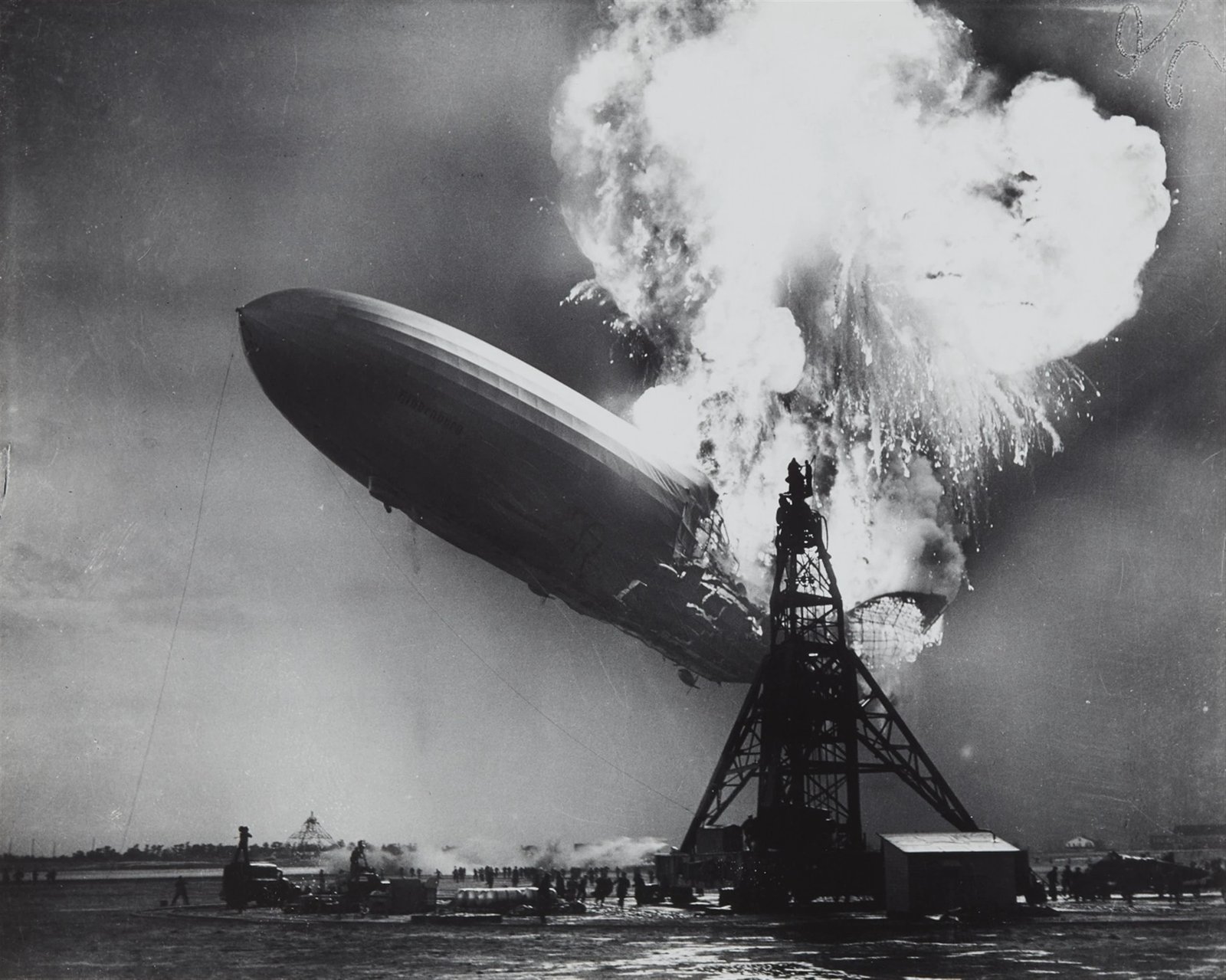 The Hindenburg Disaster (1937) (image credits: wikimedia)