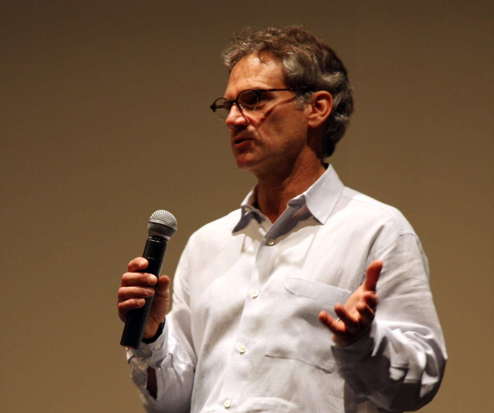 Into the Wild by Jon Krakauer (image credits: wikimedia)