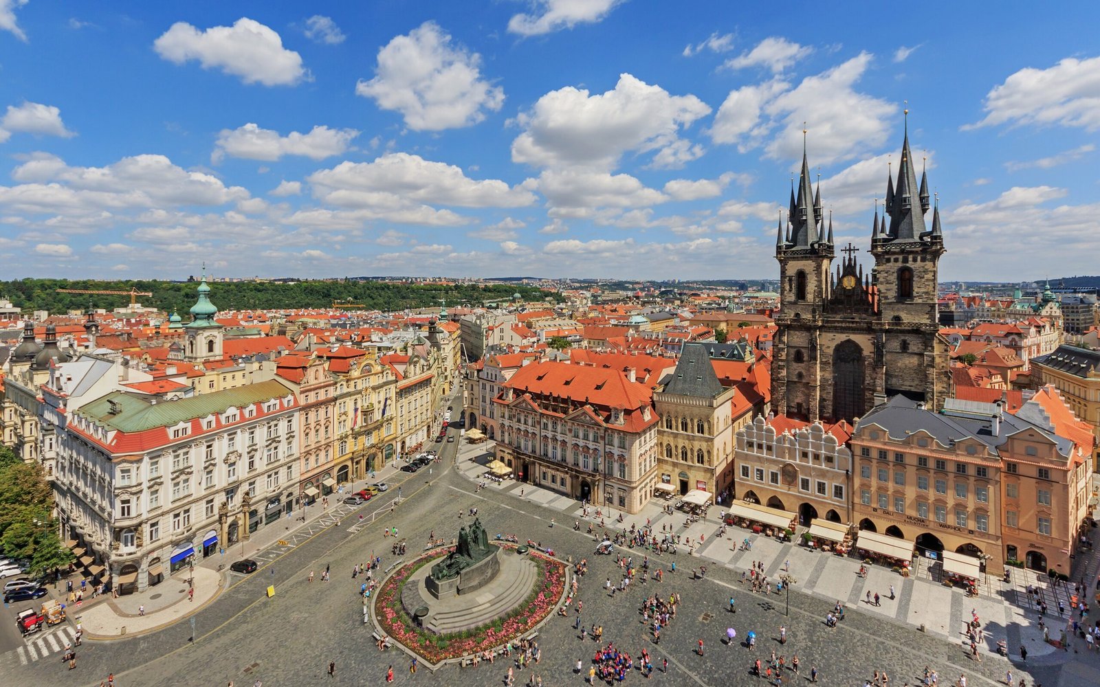 Prague, Czech Republic: A Fairy Tale in Reality (image credits: wikimedia)