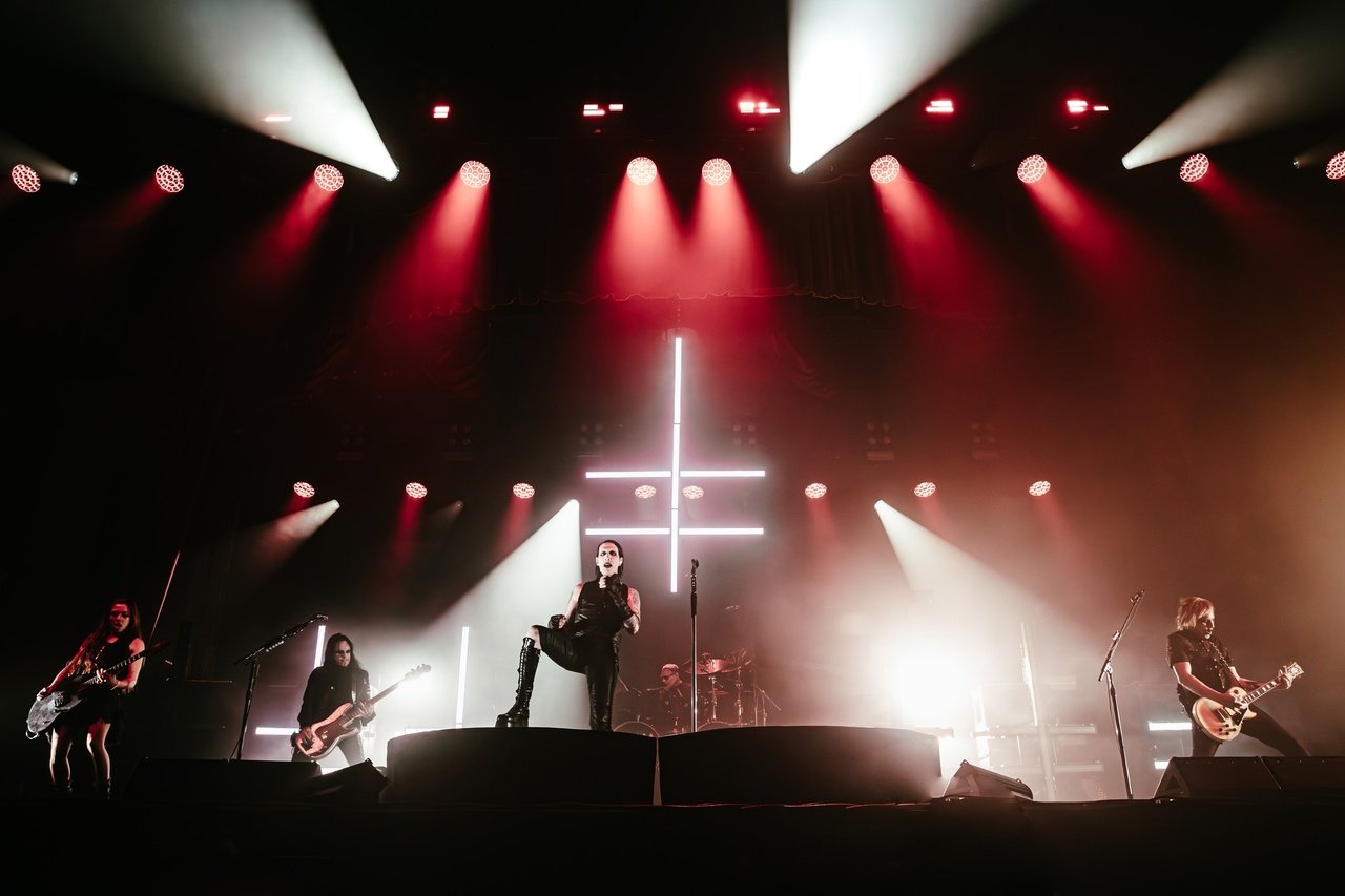 Marilyn Manson – Mechanical Animals (1998) (image credits: wikimedia)