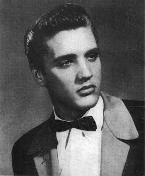Elvis Presley – “That’s All Right” (1954) (image credits: wikimedia)