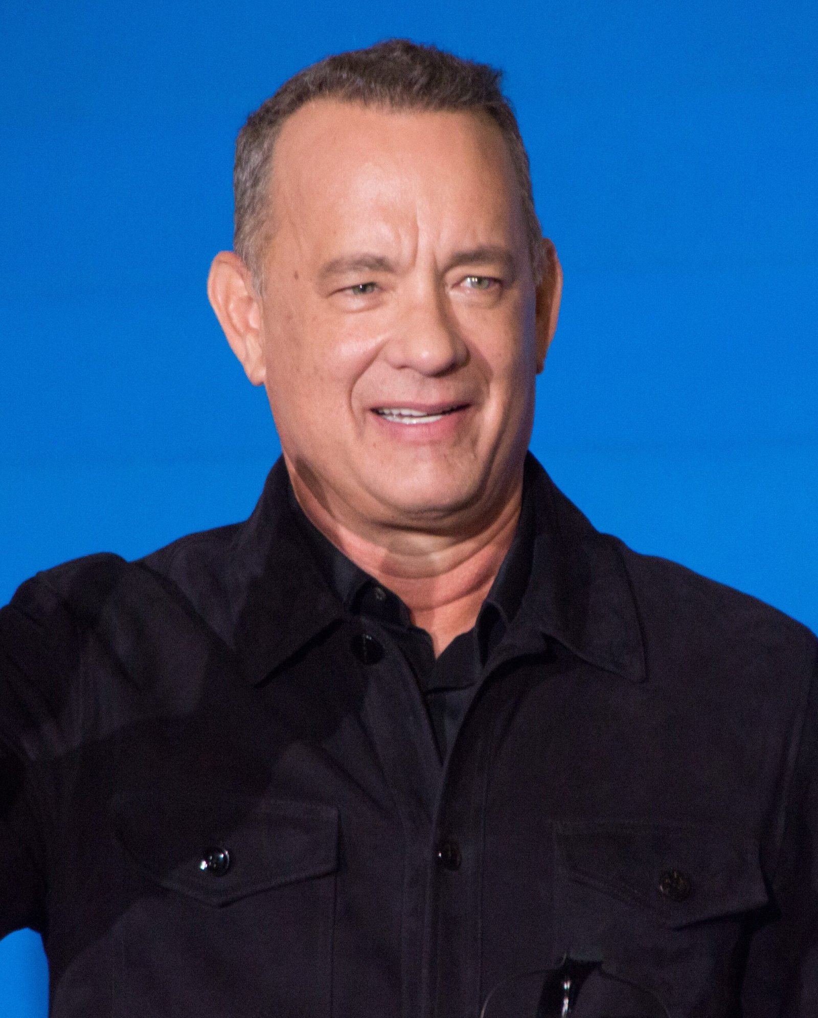 Tom Hanks – The Vintage Typewriter Storyteller (image credits: wikimedia)