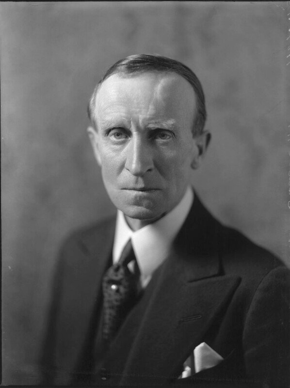 The 39 Steps – John Buchan (image credits: wikimedia)