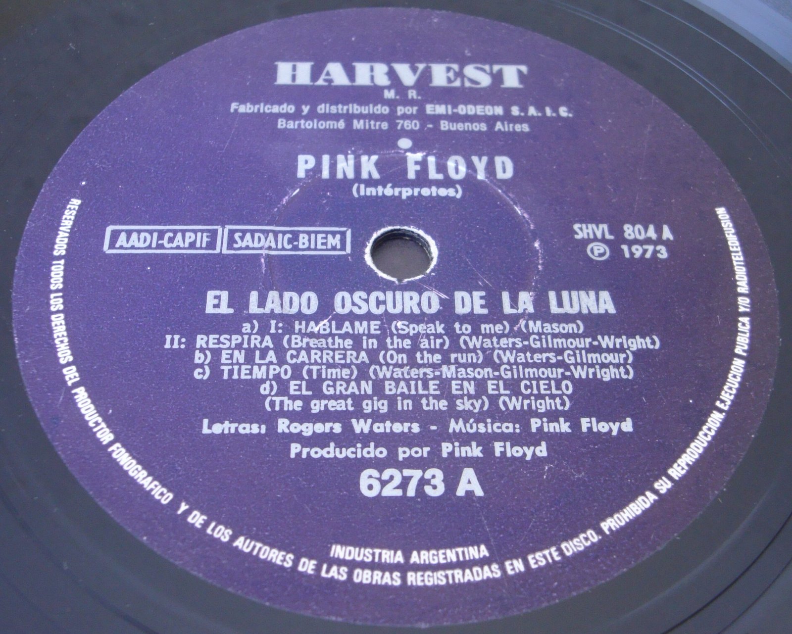 Pink Floyd – The Dark Side of the Moon (image credits: wikimedia)