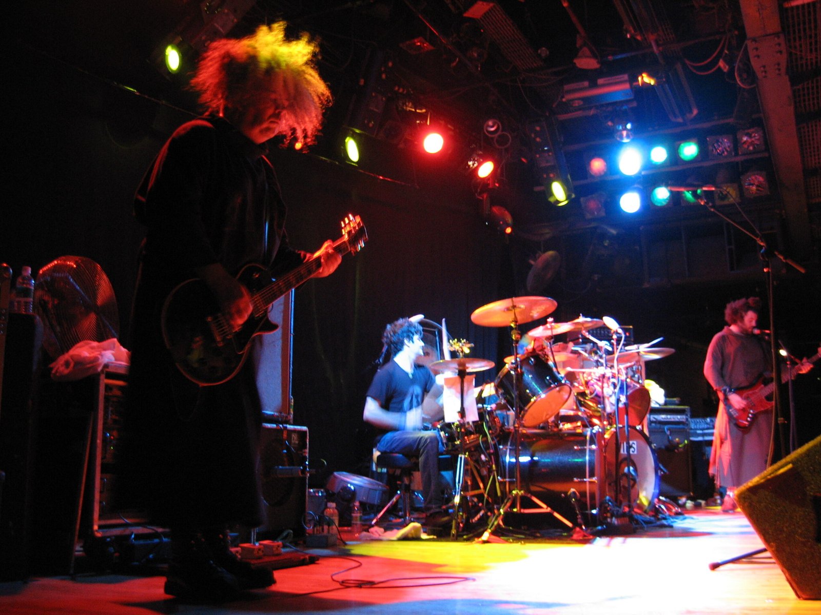 15. Sludge Metal: The Ugly Cousin (image credits: wikimedia)