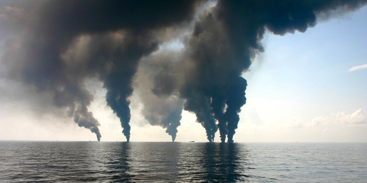 April 20, 2010: The Deepwater Horizon Oil Spill (image credits: wikimedia)