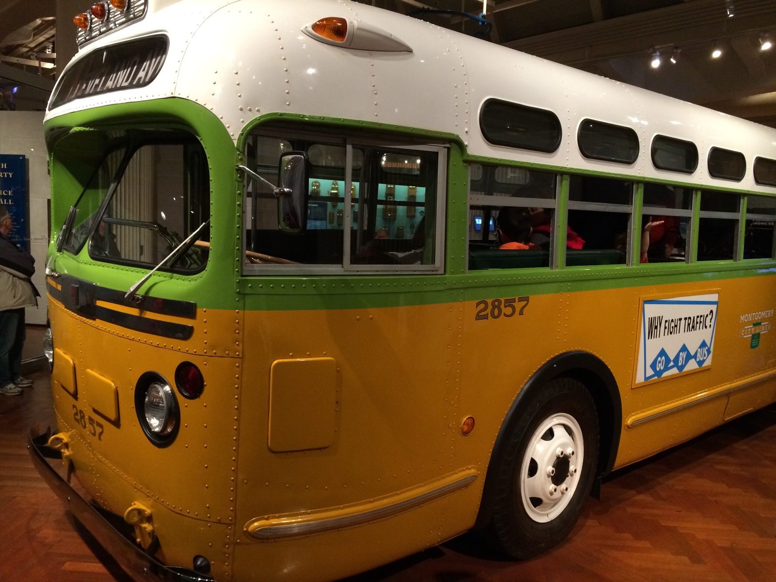 Rosa Parks Refusing to Give Up Her Seat (1955 – USA) (image credits: wikimedia)