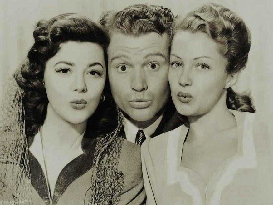 Avoid Whistling Backstage (image credits: wikimedia)