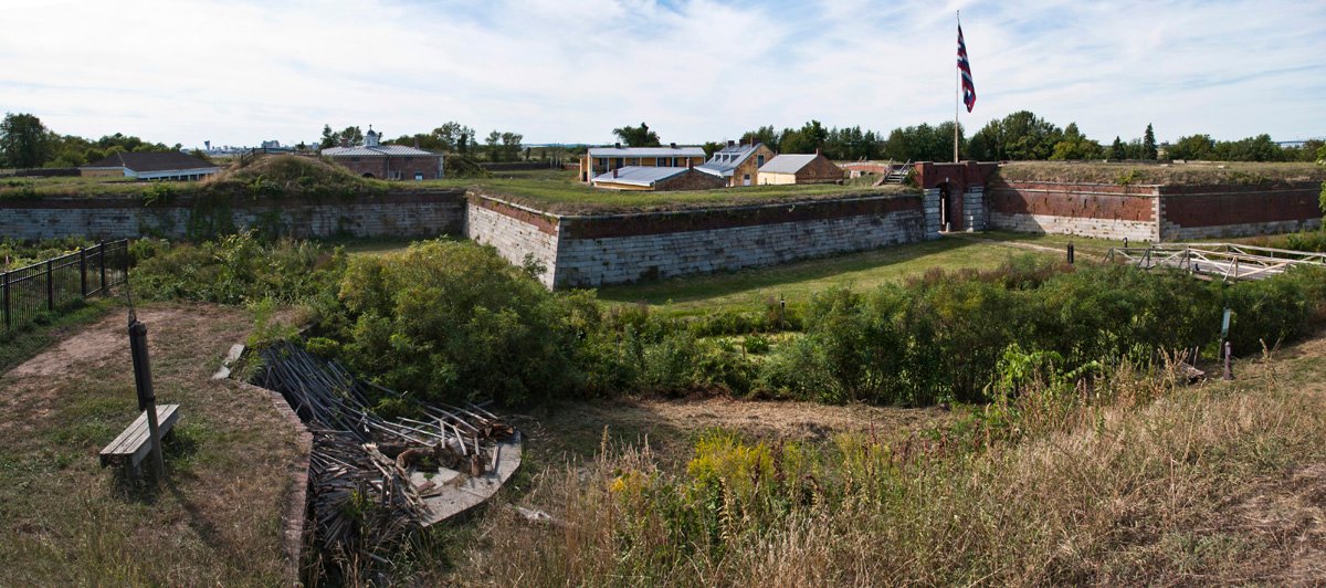 Fort Mifflin — Philadelphia, PA (image credits: wikimedia)