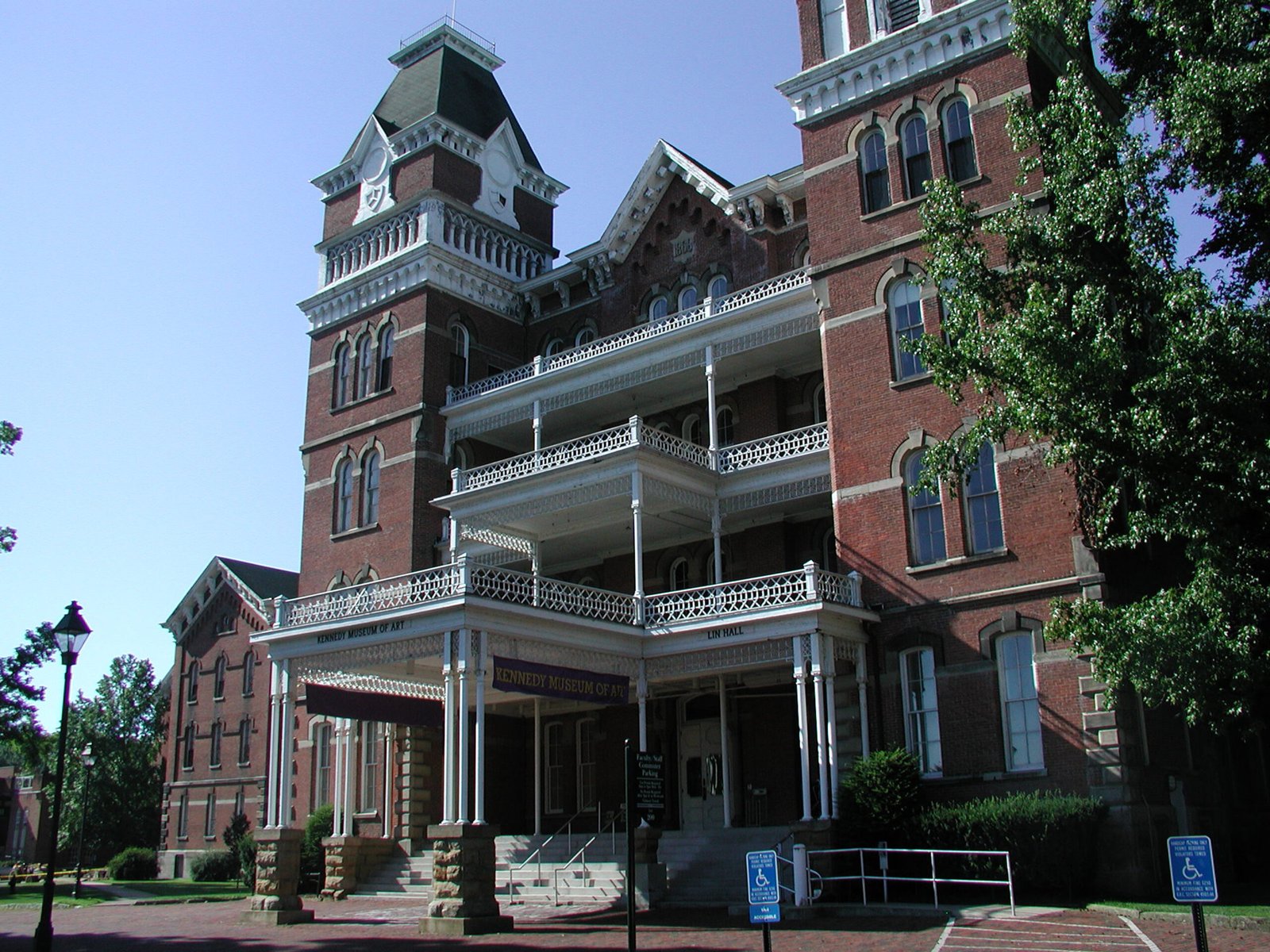 The Ridges — Athens, OH (image credits: wikimedia)