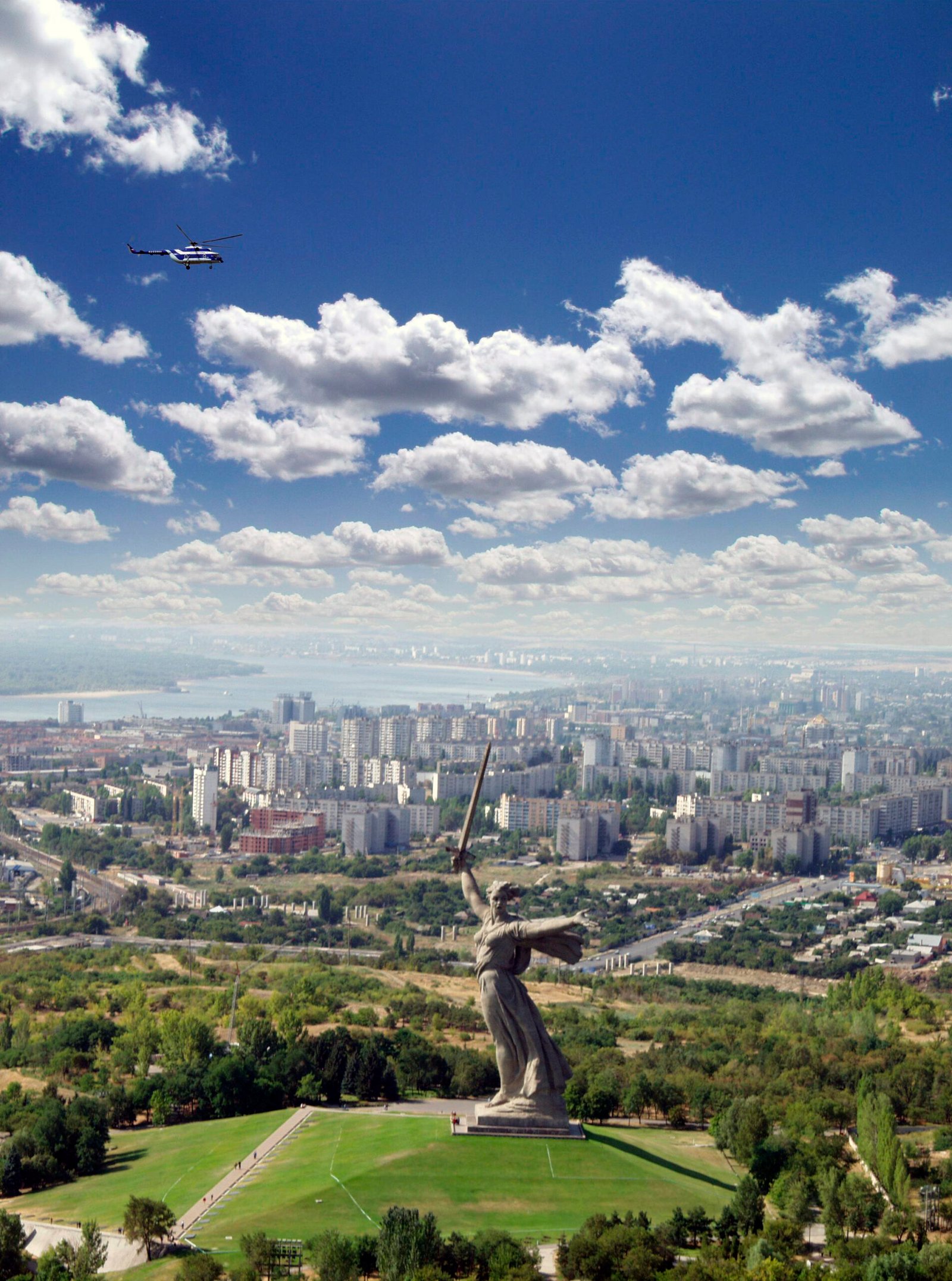 Motherland Calls (Russia) (image credits: wikimedia)