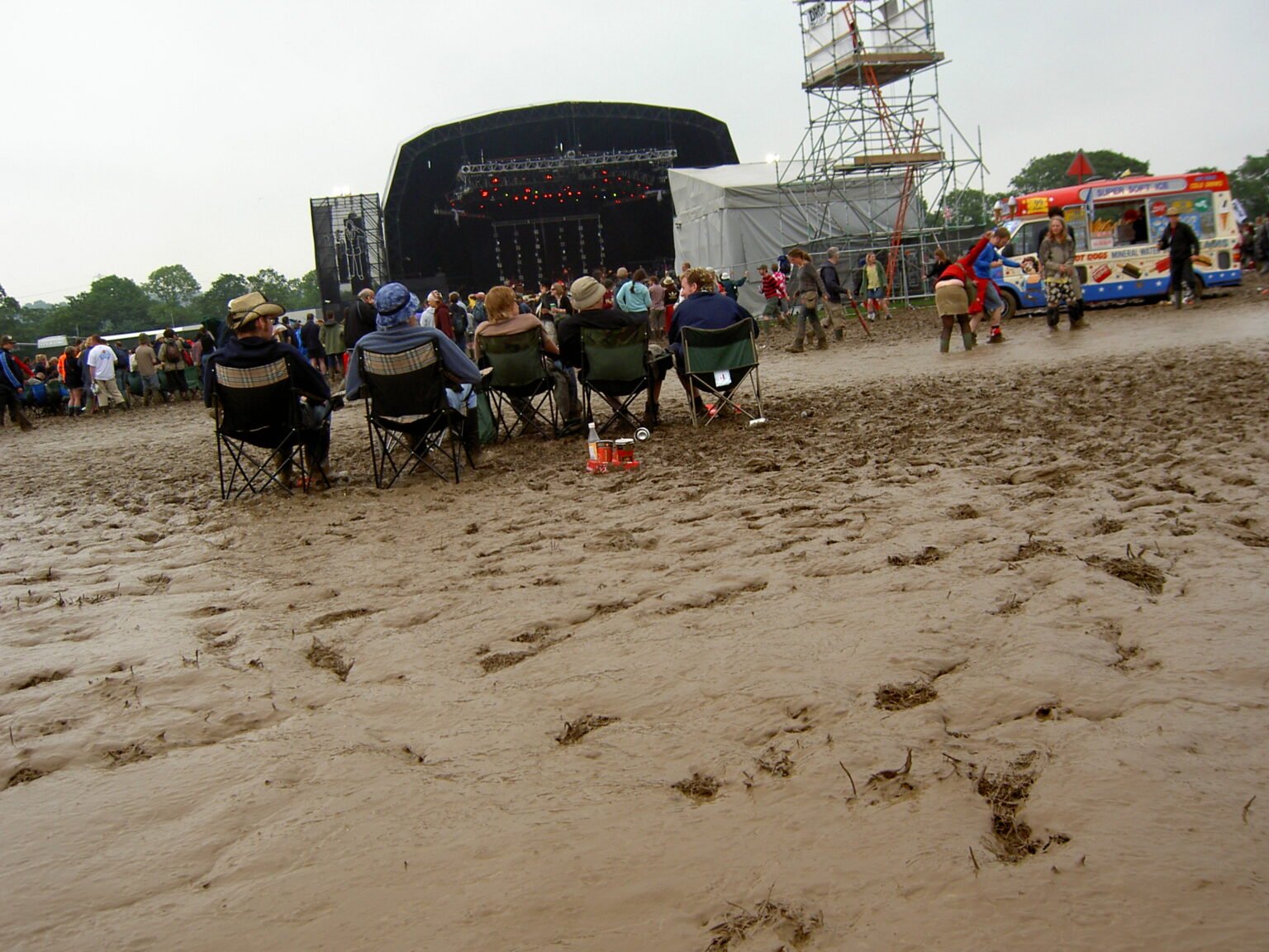 15 Shocking Moments from Festival History