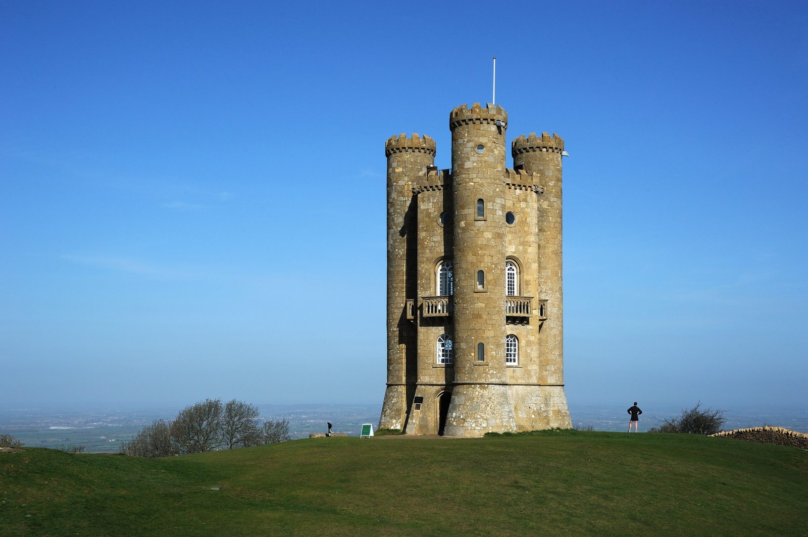 Tower or Castle (image credits: wikimedia)