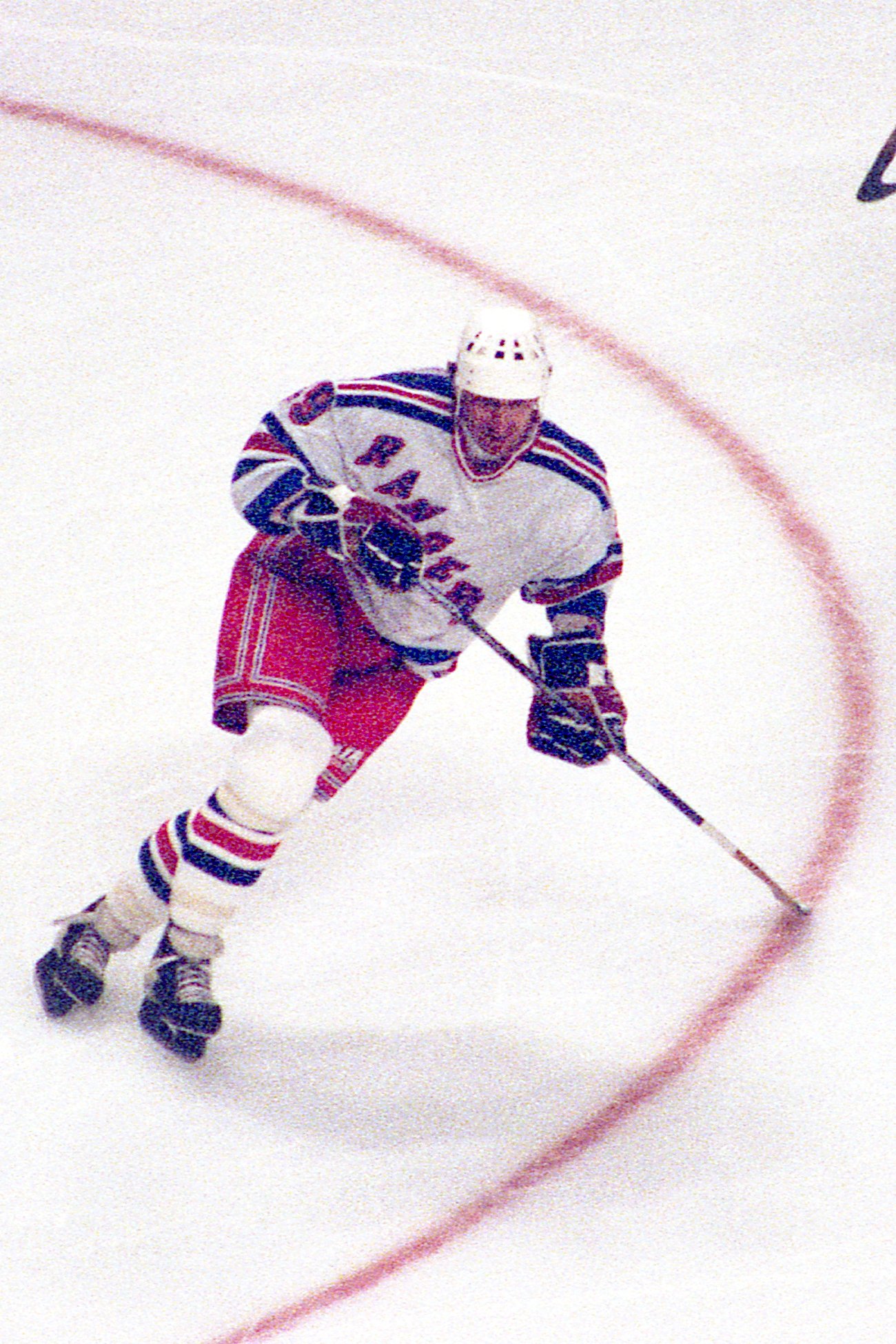 Wayne Gretzky’s 2,857 Career Points: Hockey’s Untouchable King (image credits: wikimedia)