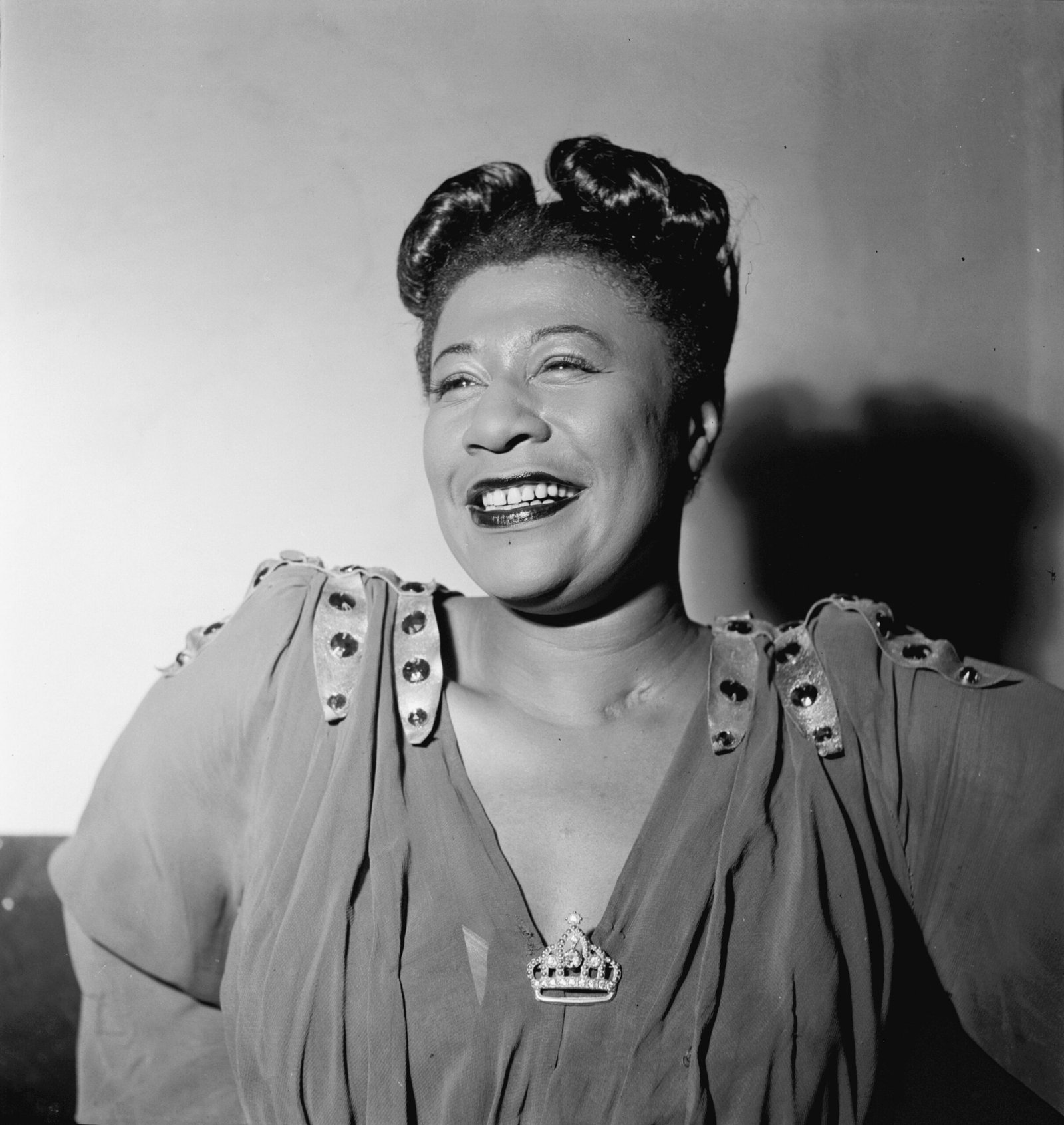 Ella Fitzgerald – “Mack the Knife” (Berlin, 1960) (image credits: wikimedia)