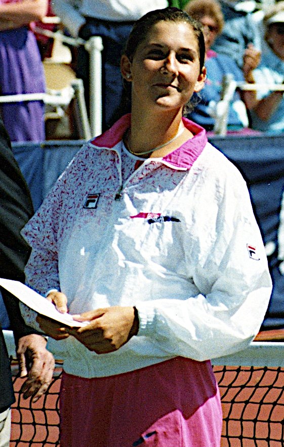 Monica Seles: The Powerhouse Teenager (image credits: wikimedia)
