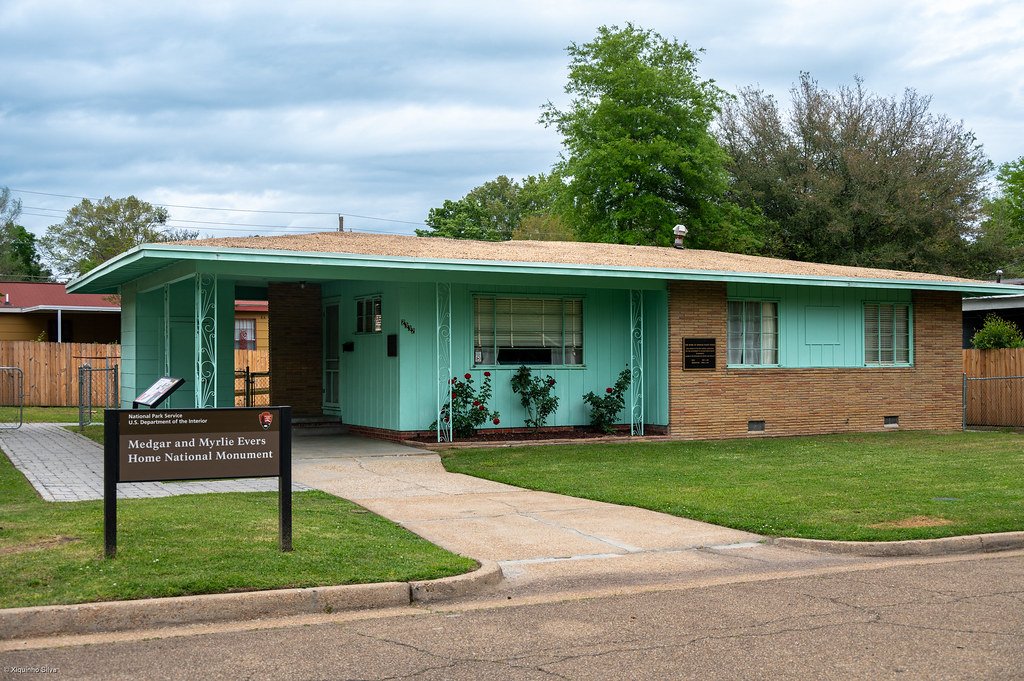 Mississippi’s Medgar and Myrlie Evers Home: A Civil Rights Landmark (image credits: flickr)