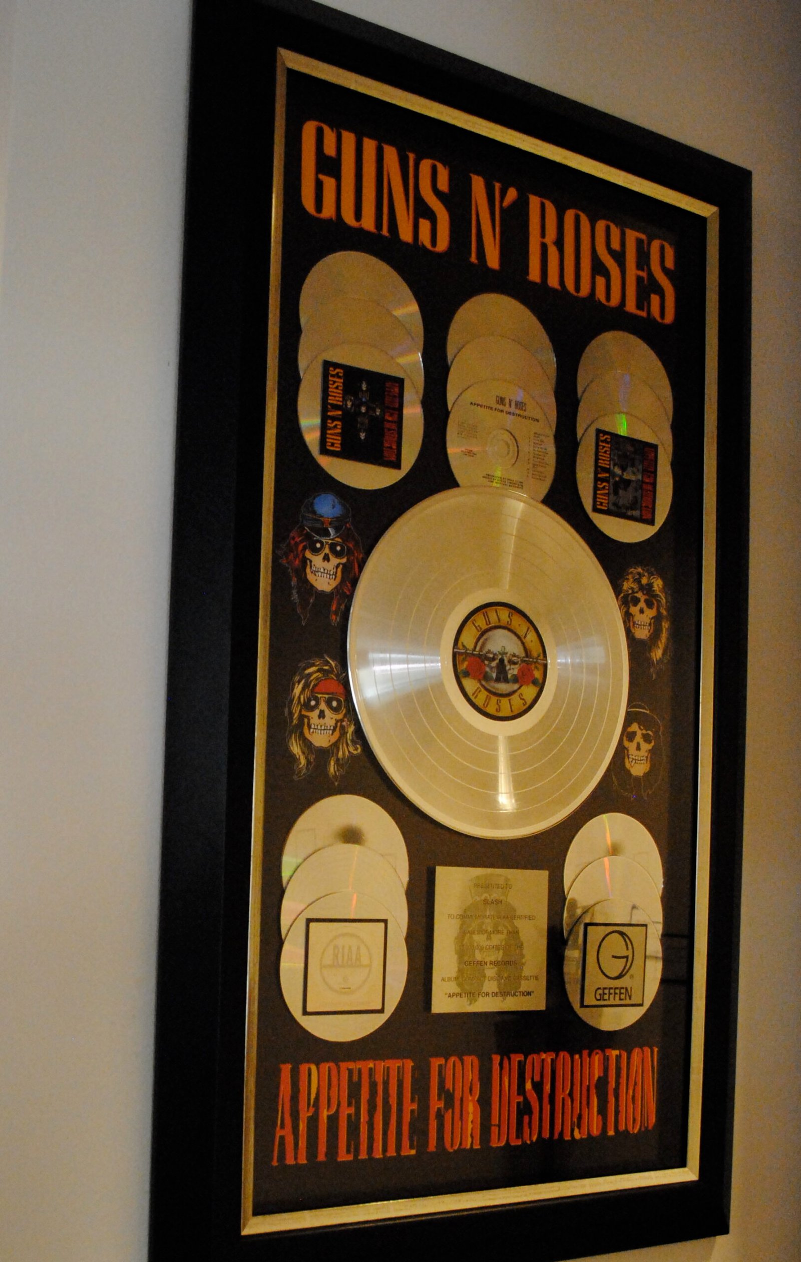 Guns N’ Roses – “Appetite for Destruction” (image credits: wikimedia)
