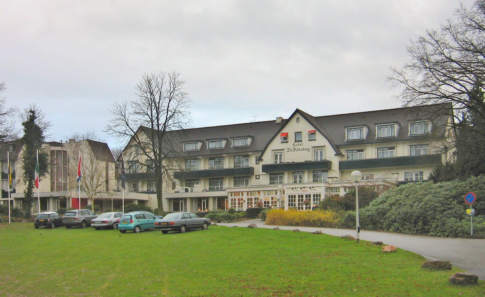 The Bilderberg Group: Global Plots or Policy Talks? (image credits: wikimedia)