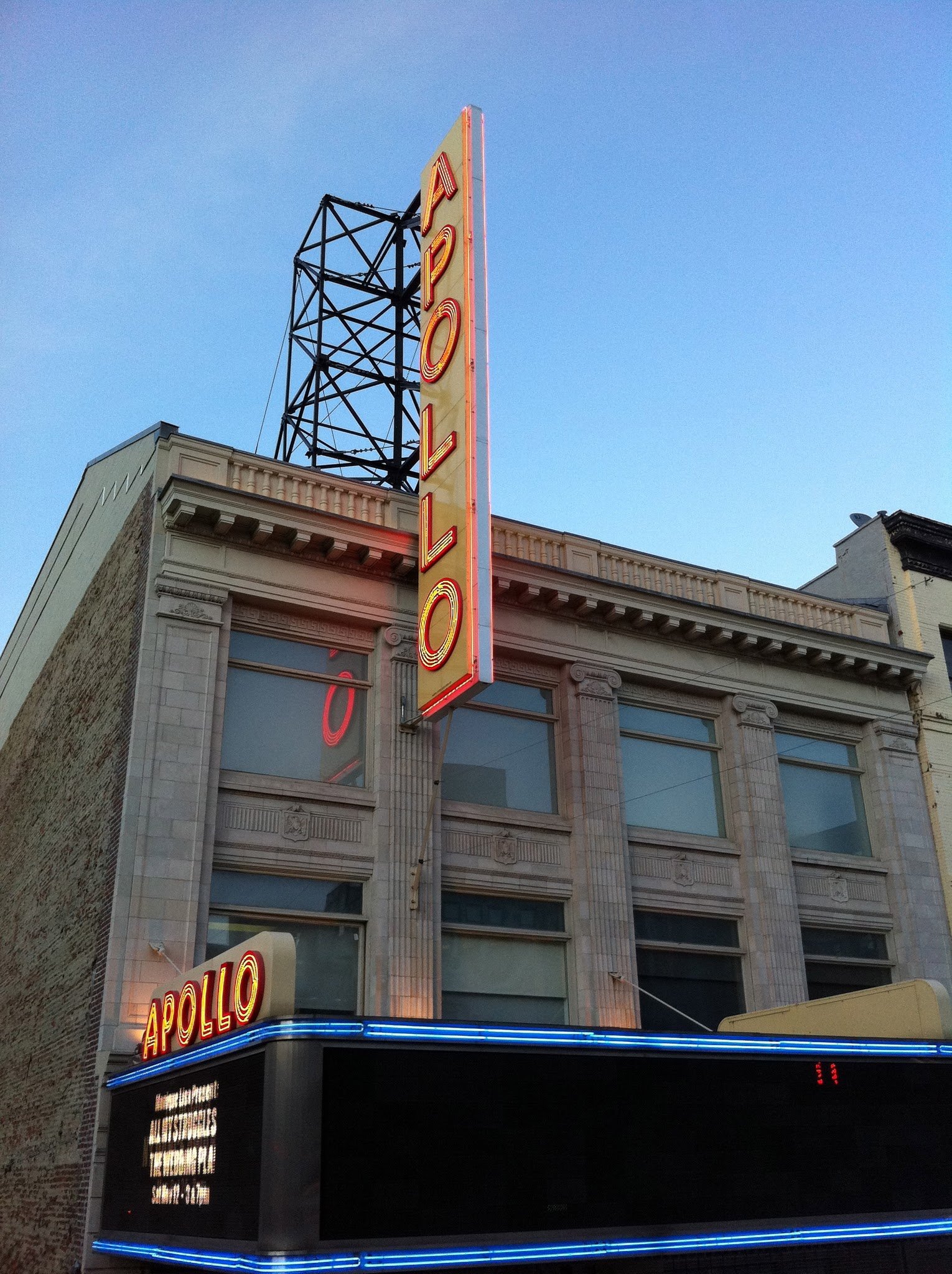 The Apollo Theater: Launchpad for Black Excellence (image credits: wikimedia)