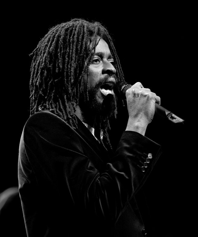 Seu Jorge – “Life on Mars?” (David Bowie) (image credits: wikimedia)