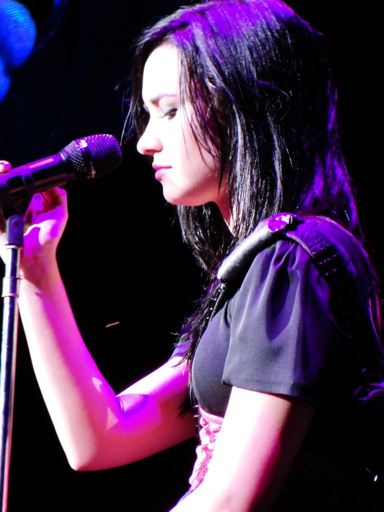 Breakup Songs Across Genres (image credits: flickr)
