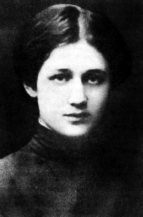 9. Anna Akhmatova (image credits: wikimedia)