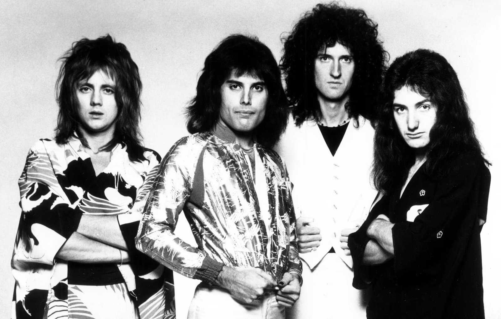 Queen's A Night at the Opera (1975) – Theatrical Rock Mastery (image credits: wikimedia)