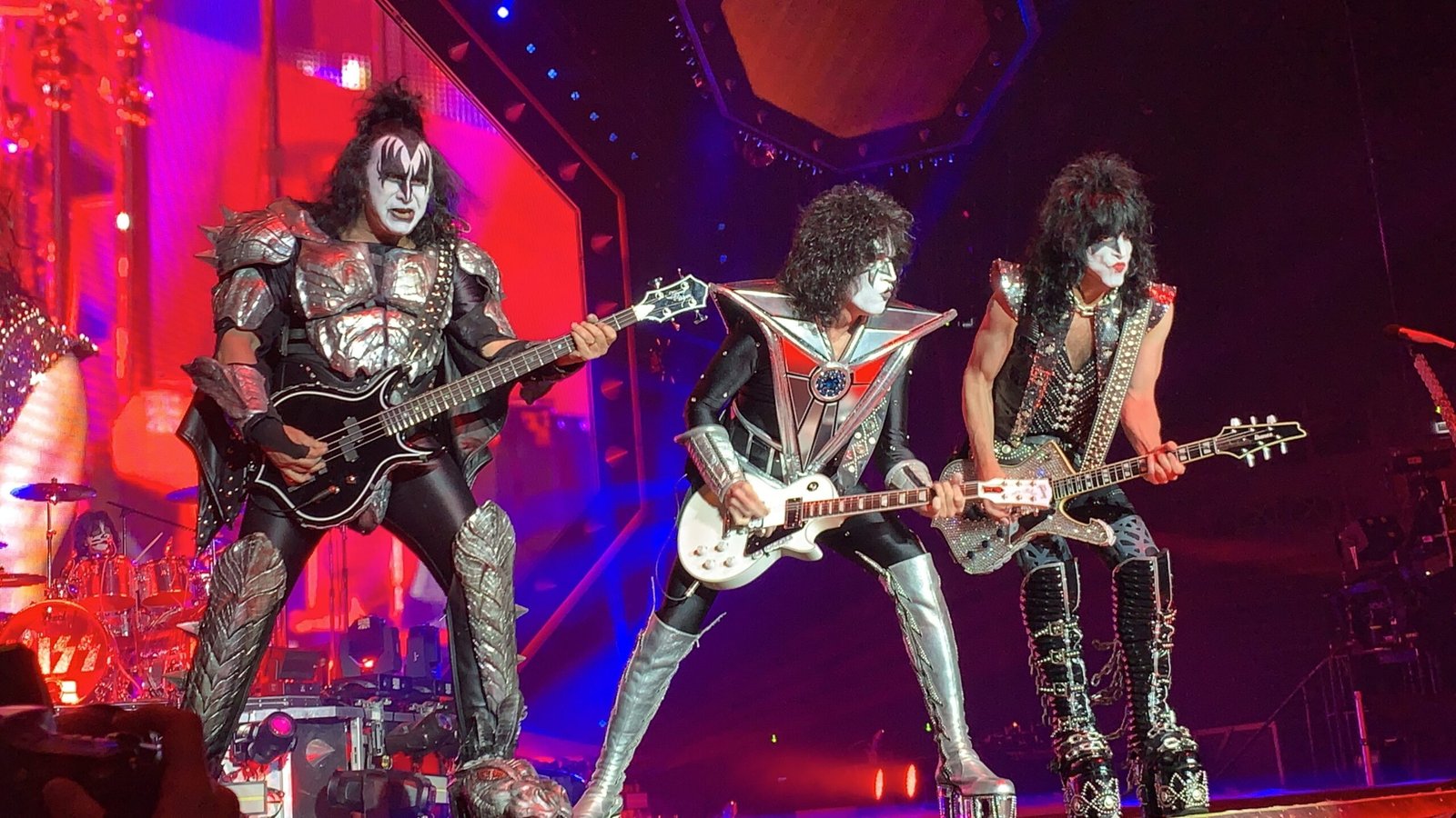 Alive! (1975) – Kiss (image credits: wikimedia)