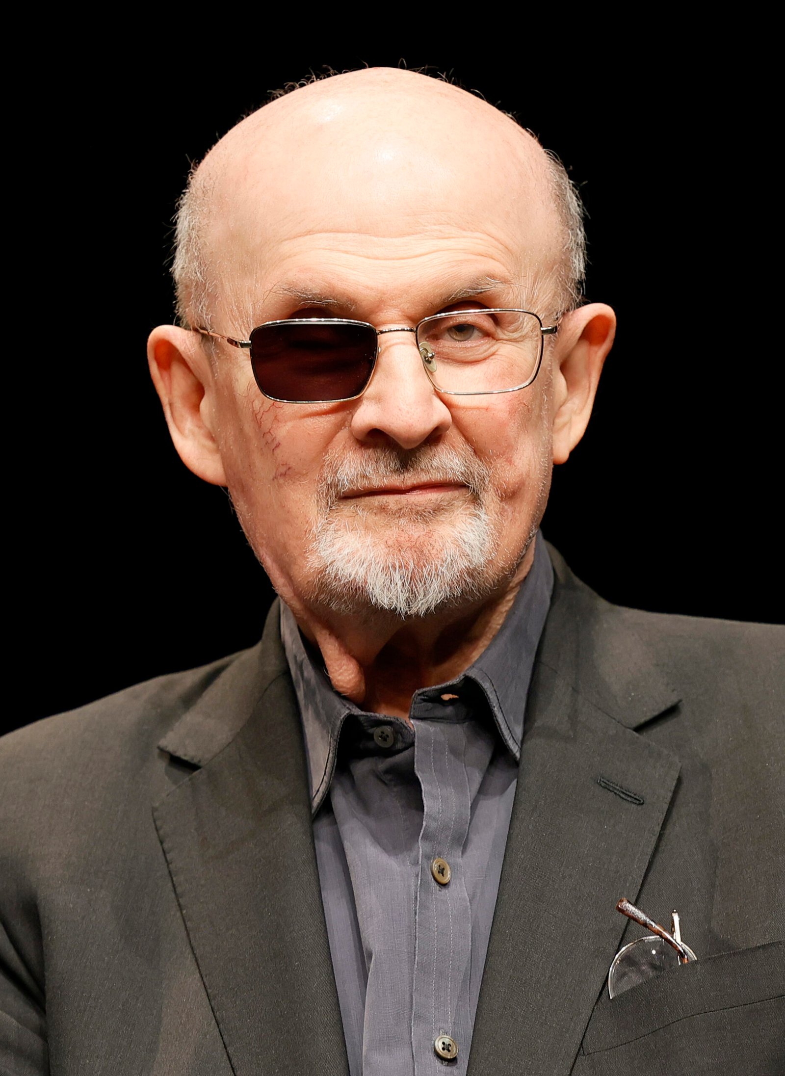 Salman Rushdie: Living Under a Fatwa (image credits: wikimedia)