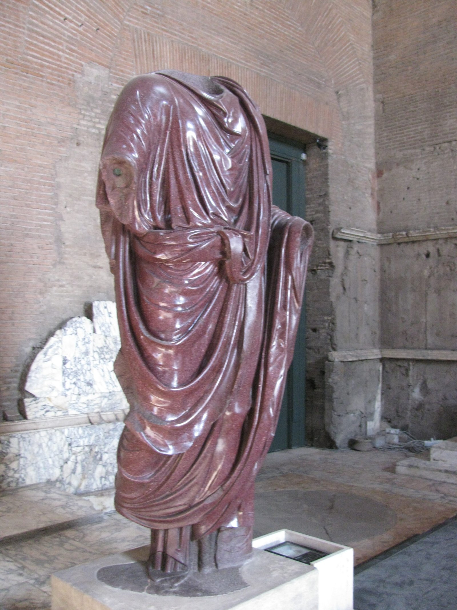 Ancient Rome’s Republic: Senators in Togas (image credits: wikimedia)