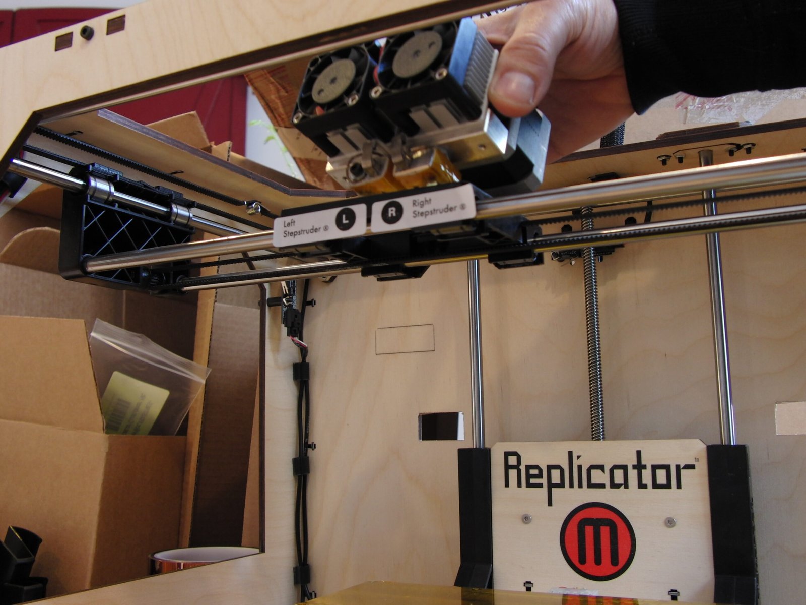 3D Printing: “Star Trek’s” Replicator and Manufacturing’s Next Leap (image credits: wikimedia)